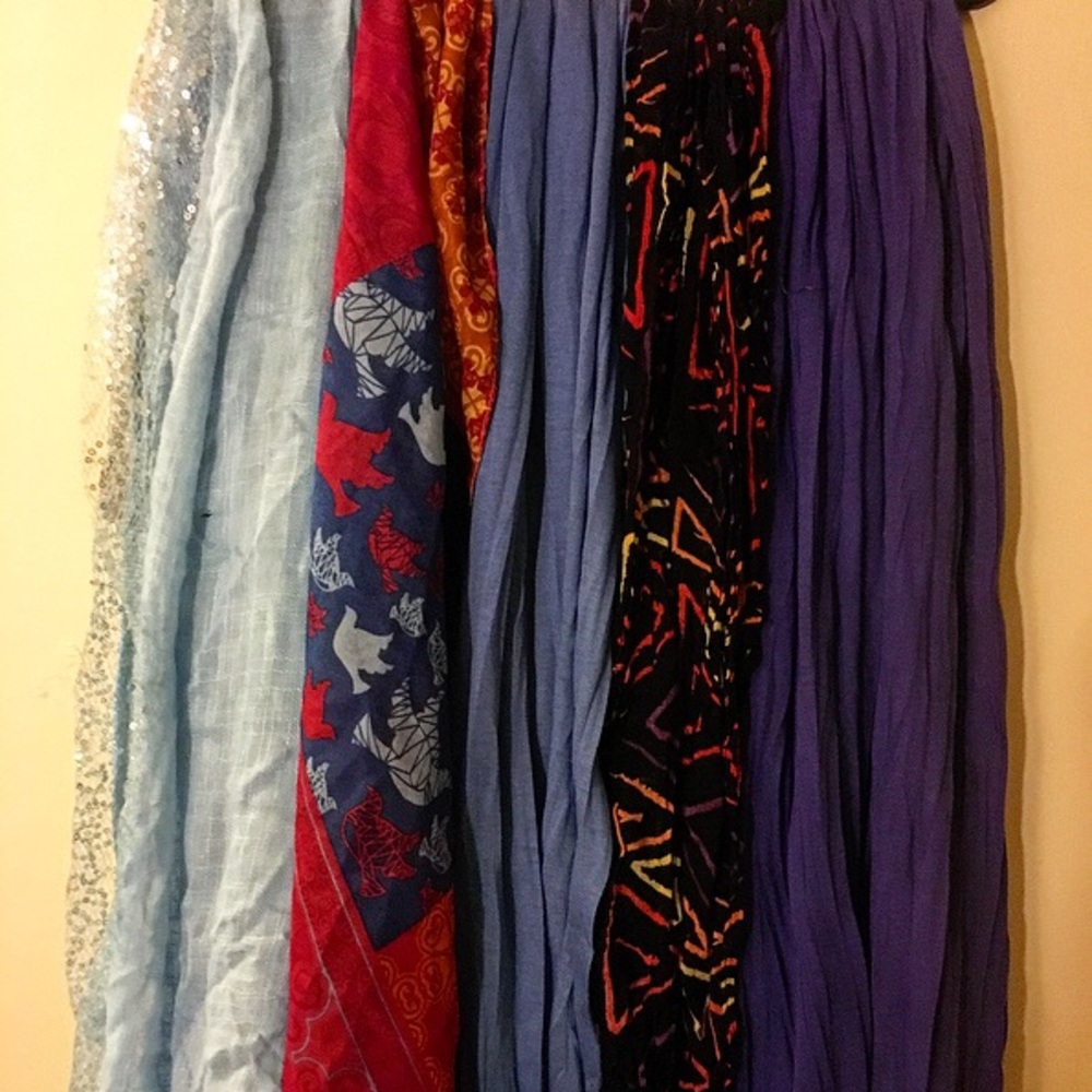 CHARMING CHARLIE Multiple Fashionable Scarves